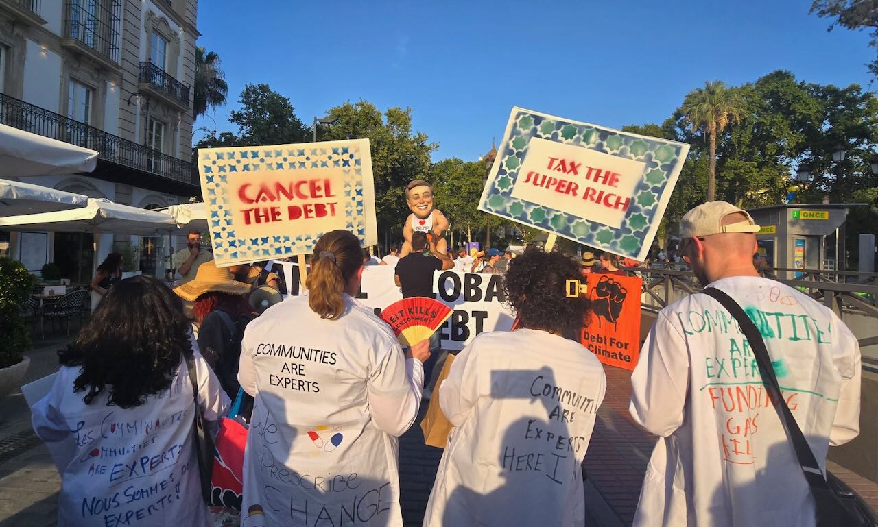 Marche d'organisations de la société civile en marge du Sommet de Séville