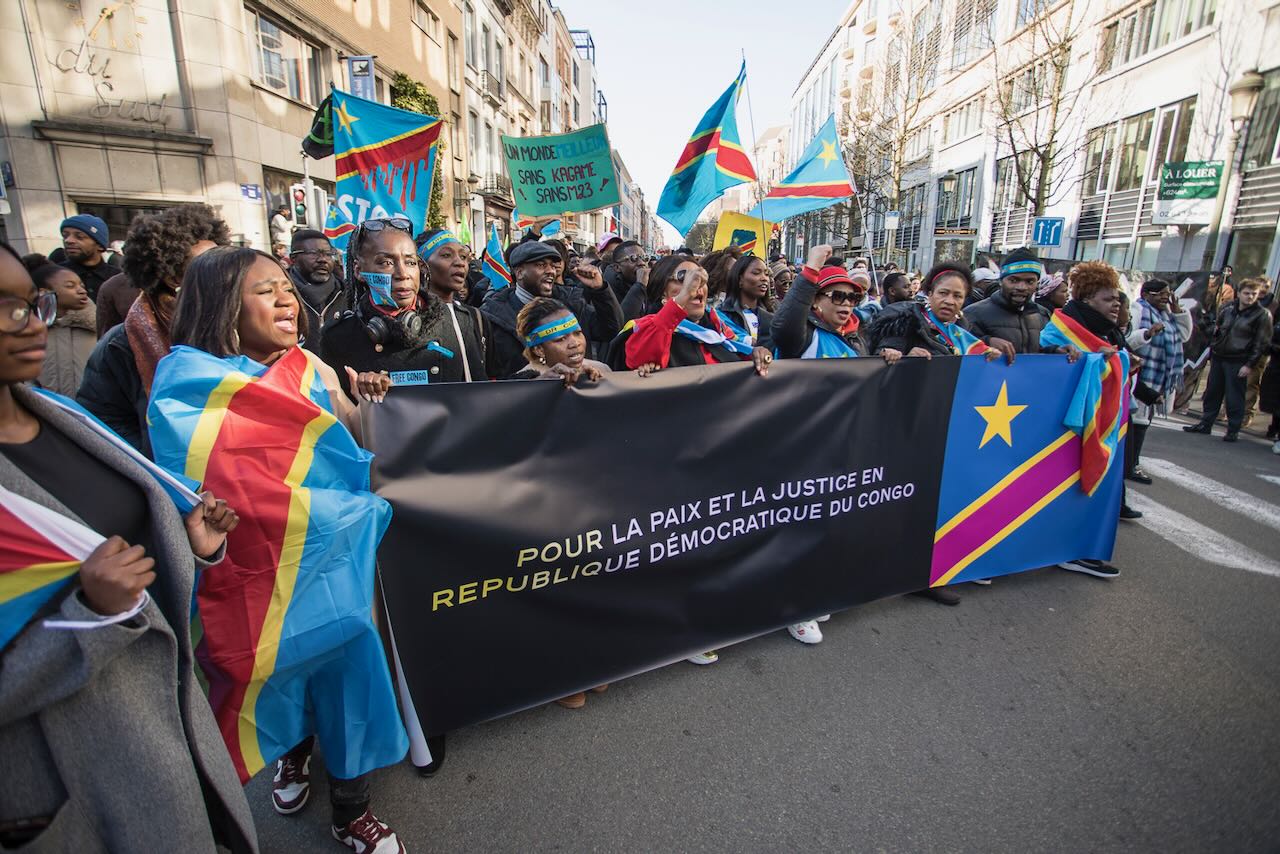 Bruxelles : plus d'un millier de manifestant·es mobilisé·es pour la paix et...