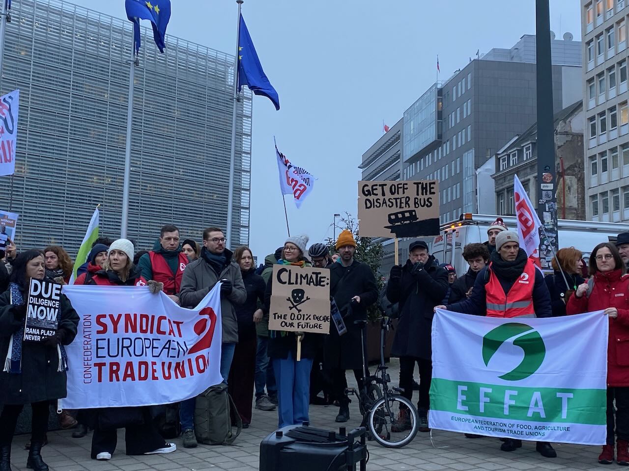 « Pas sans nous ». Manifestation à Bruxelles contre la proposition européenne « Omnibus » 