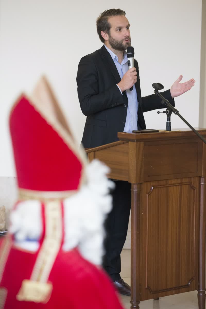 2019-12-05-justice-fiscale-multinationales-cadeaux-saint-nicolas-action-parlement-bruxelles-cncd-11.