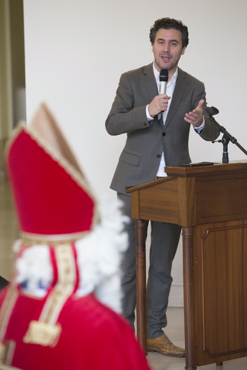 2019-12-05-justice-fiscale-multinationales-cadeaux-saint-nicolas-action-parlement-bruxelles-cncd-11.