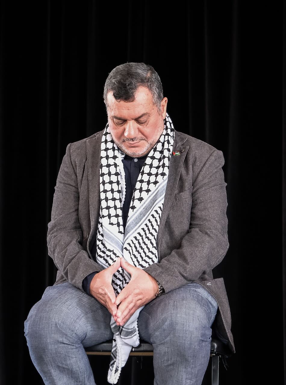 Abdelfattah Abusrour, directeur l'ONG palestinienne Al-Rowwad, à la Fête de la Solidarité internationale de Tournai en juin 2025.